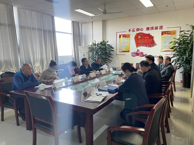 市節能工作檢查組蒞臨我校檢查指導節能工作，推進校園節能技術推廣服務